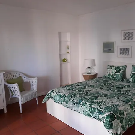 Ponta Da Areia * بورتيماو